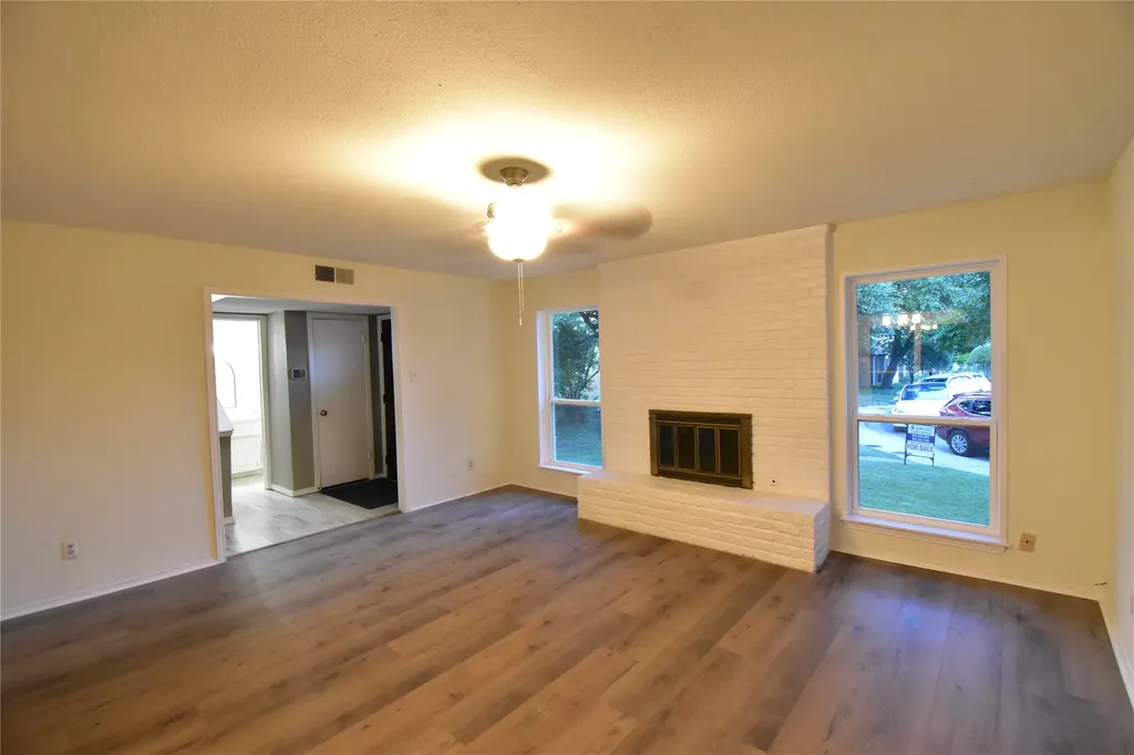 14335 Haymeadow Circle Dallas TX 75254