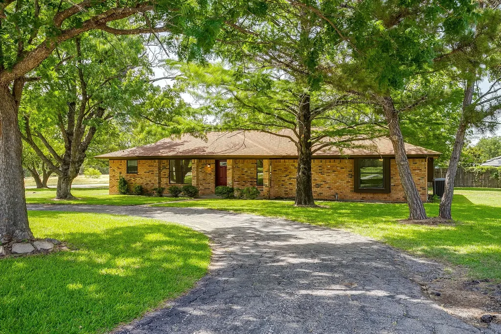 1009 Abbie Lane Glen Rose TX 76043