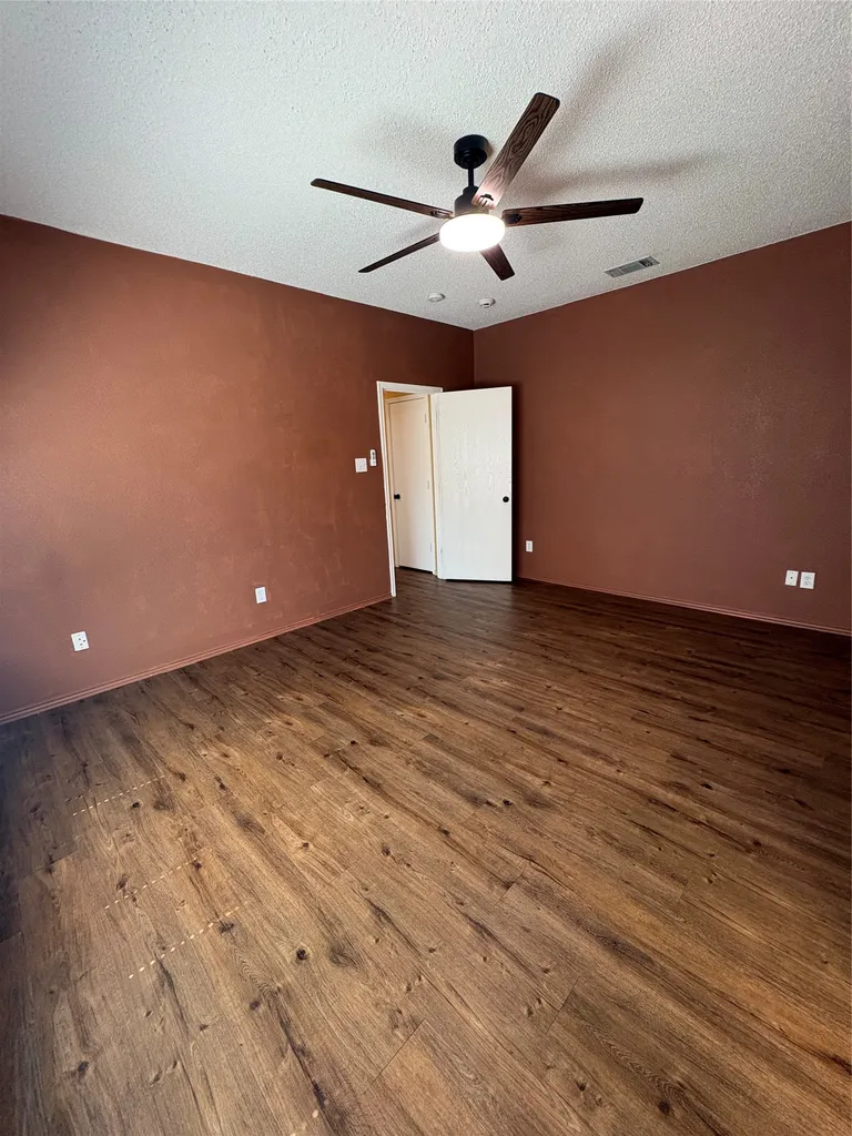 322 Dalhart Drive Weatherford TX 76086