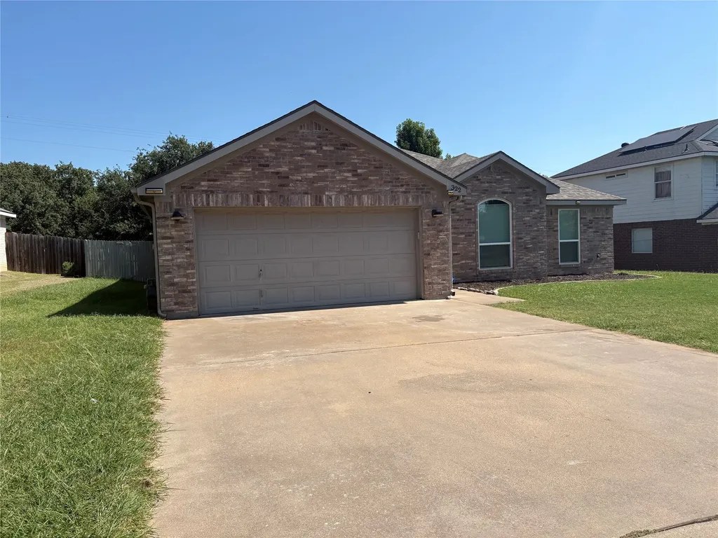 322 Dalhart Drive Weatherford TX 76086