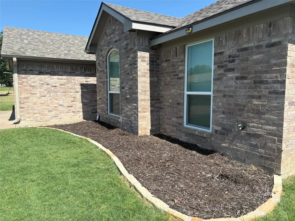 322 Dalhart Drive Weatherford TX 76086