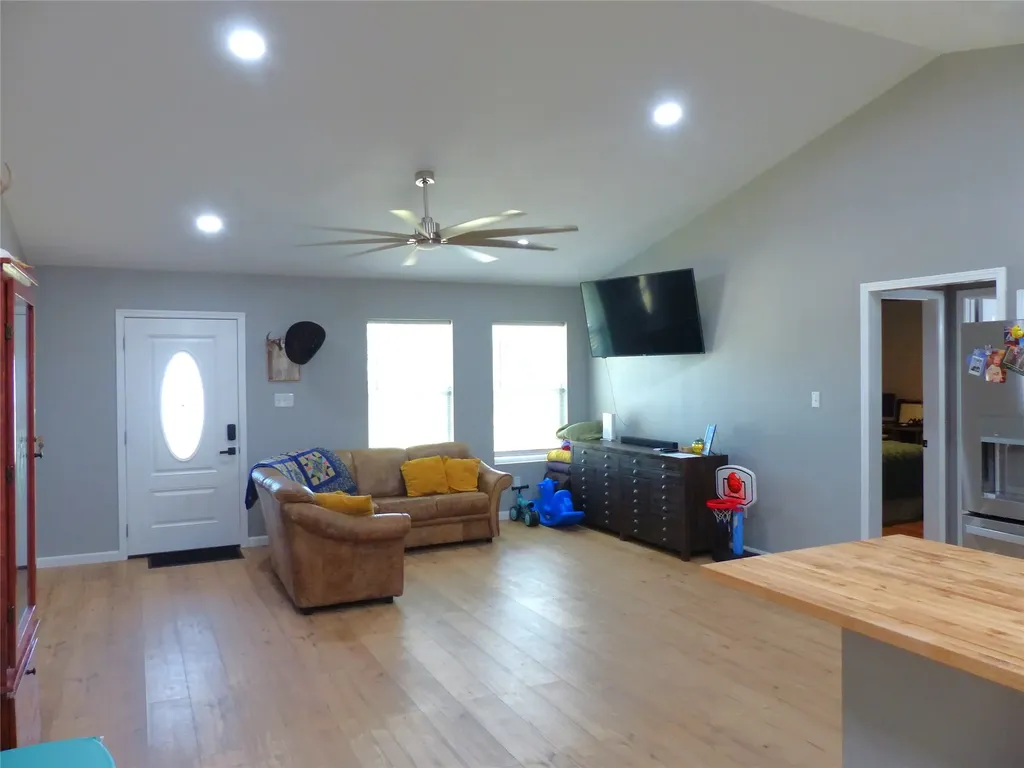 1277 Fm 1028 Rochelle TX 76872