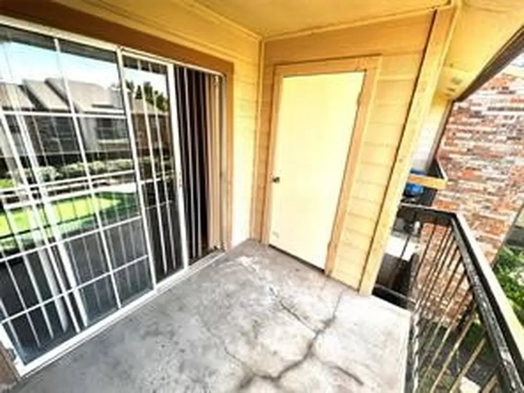 12484 Abrams Road Dallas TX 75243