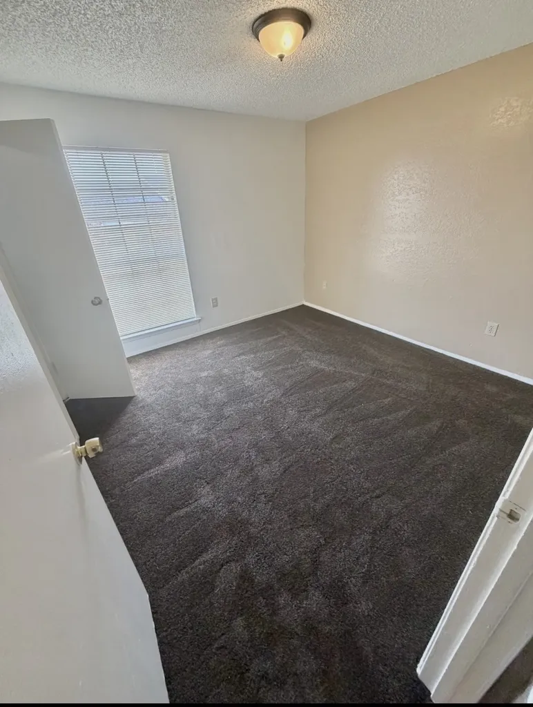 12484 Abrams Road Dallas TX 75243