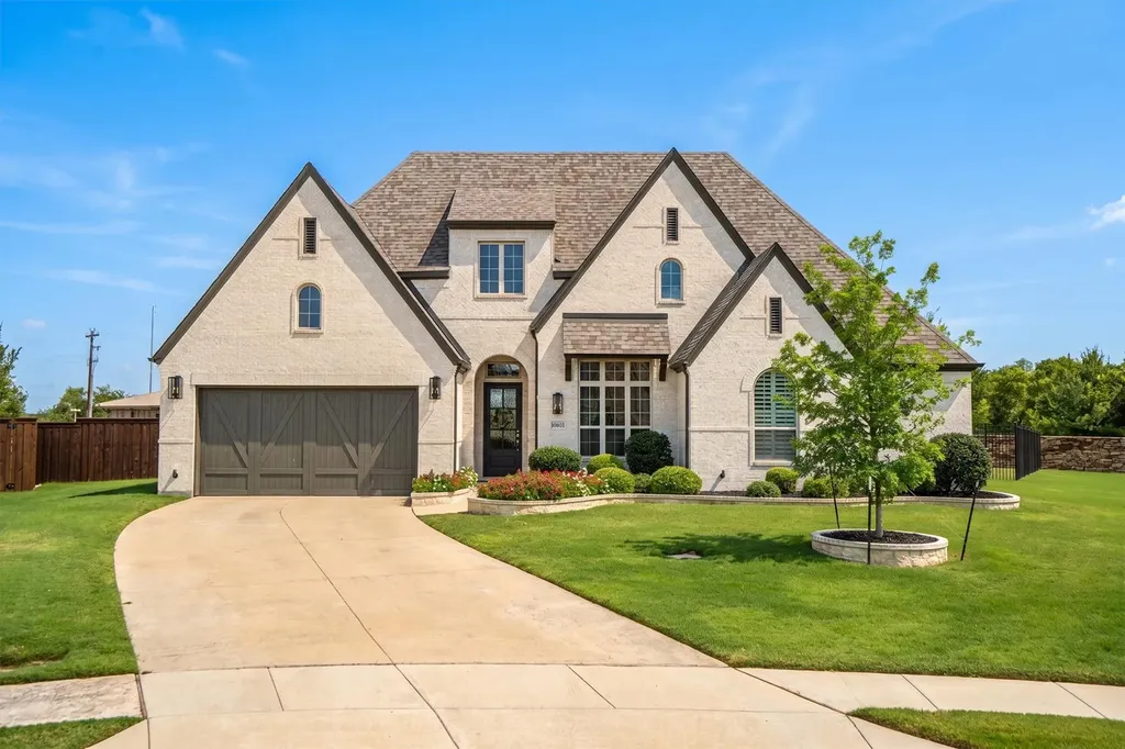 10801 Sycamore Falls Drive Flower Mound TX 76226
