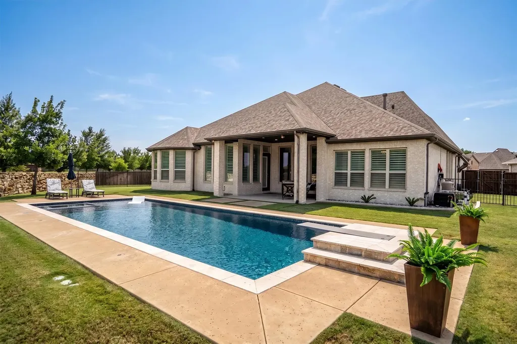 10801 Sycamore Falls Drive Flower Mound TX 76226