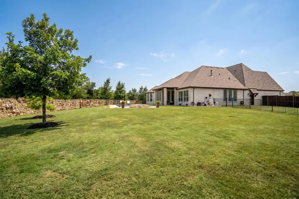 10801 Sycamore Falls Drive Flower Mound TX 76226