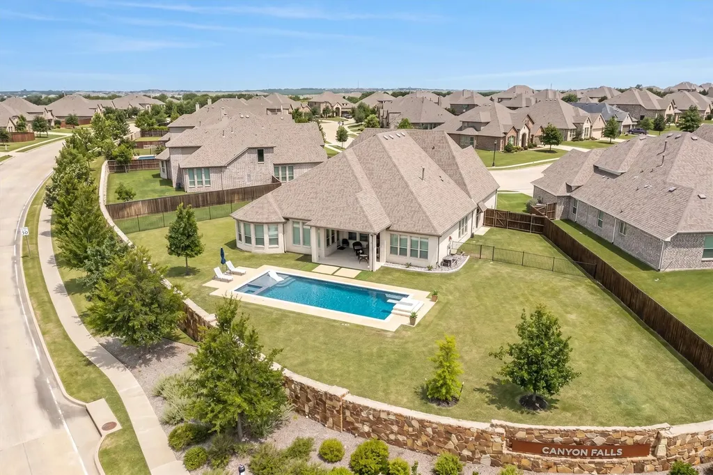 10801 Sycamore Falls Drive Flower Mound TX 76226
