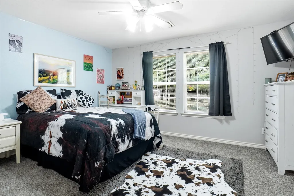 211 Spring Valley Road Paradise TX 76073