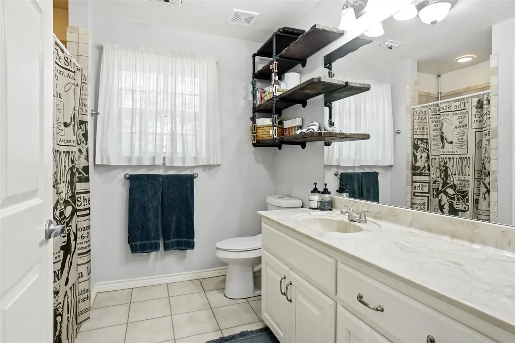 211 Spring Valley Road Paradise TX 76073