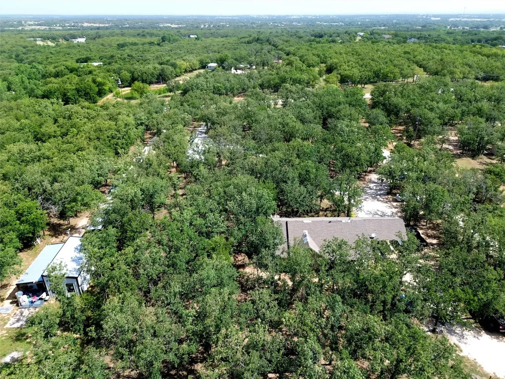 211 Spring Valley Road Paradise TX 76073