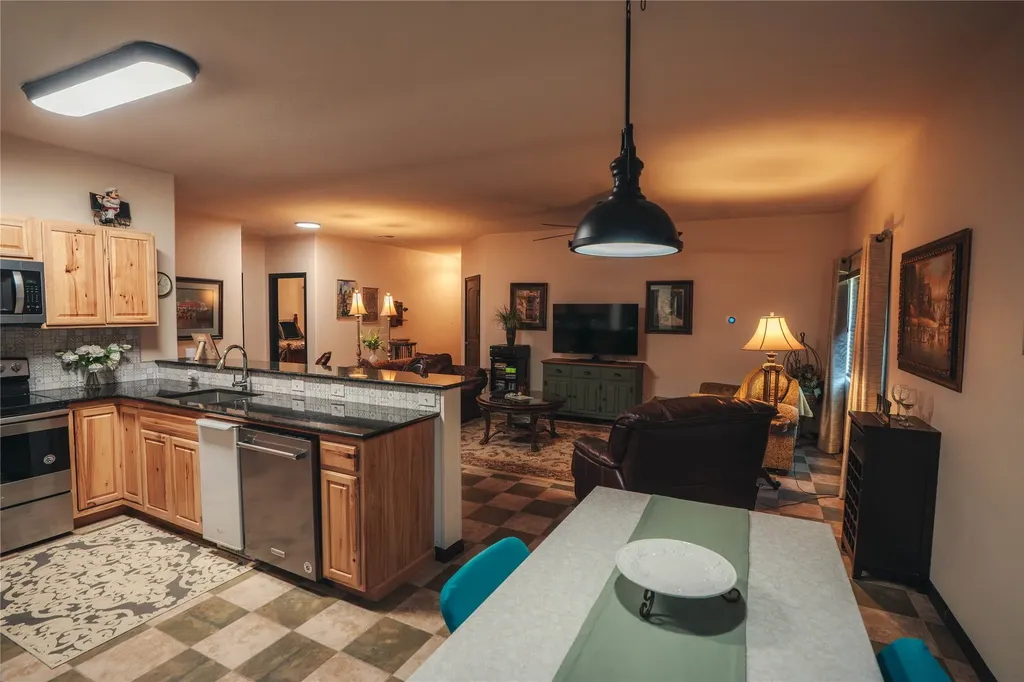 20548 Fm 901 Road Gordonville TX 76245