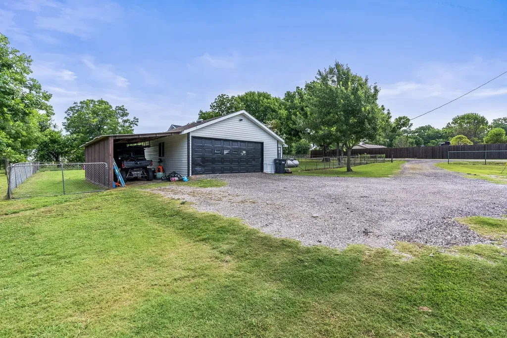 3938 County Road 324 Mckinney TX 75069