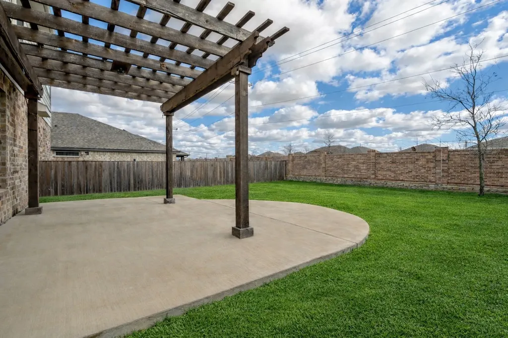2800 Weston Road Aubrey TX 76227