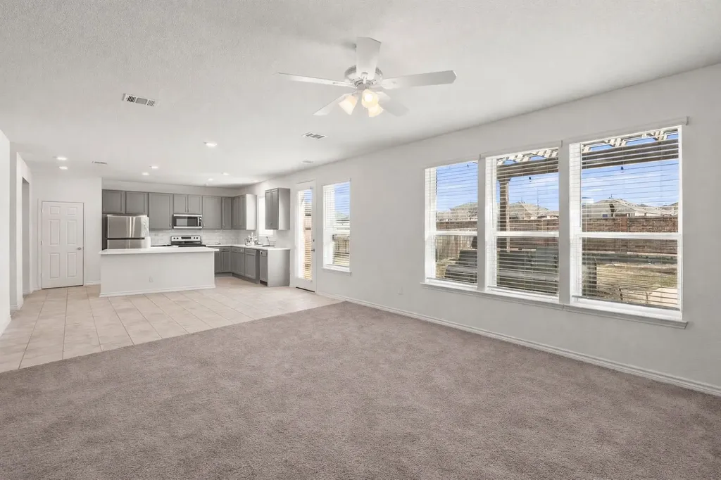 2800 Weston Road Aubrey TX 76227