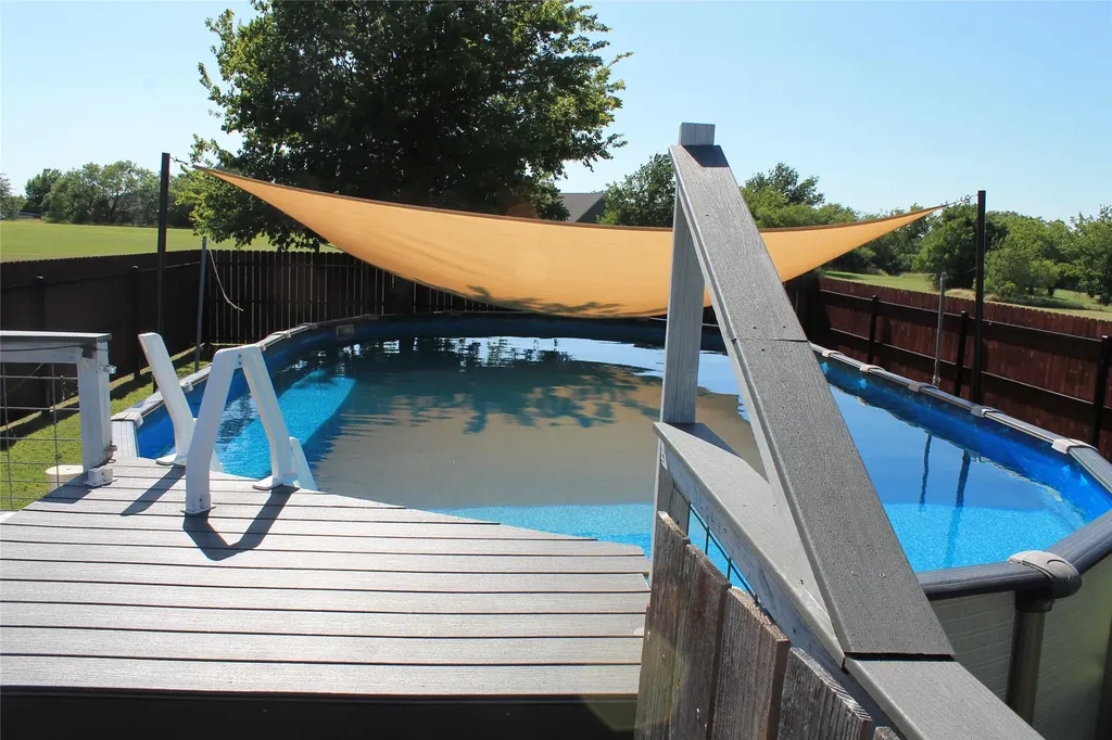 121 Port O Call Court Runaway Bay TX 76426