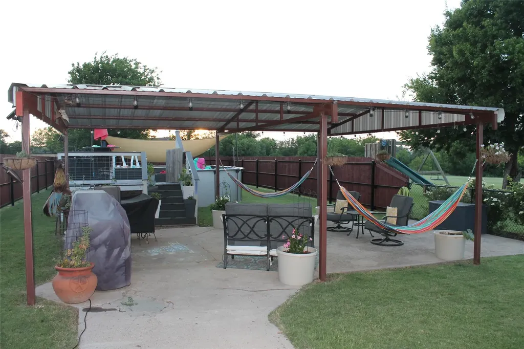 121 Port O Call Court Runaway Bay TX 76426