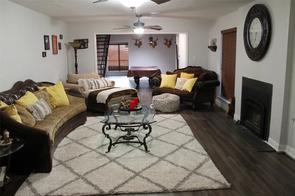 121 Port O Call Court Runaway Bay TX 76426