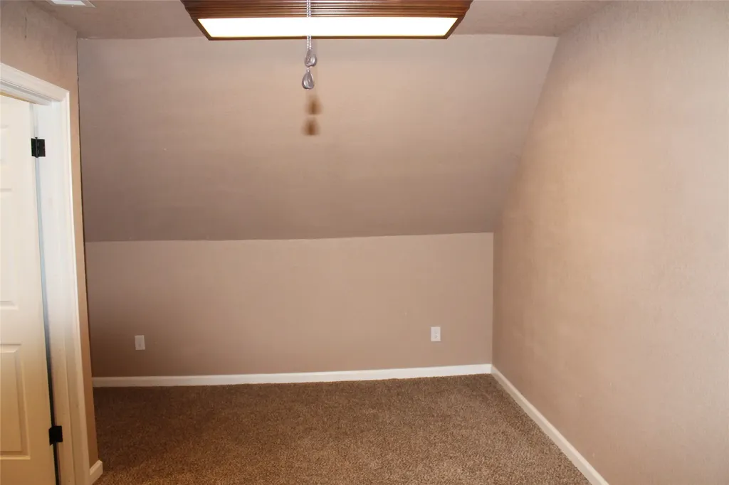 121 Port O Call Court Runaway Bay TX 76426