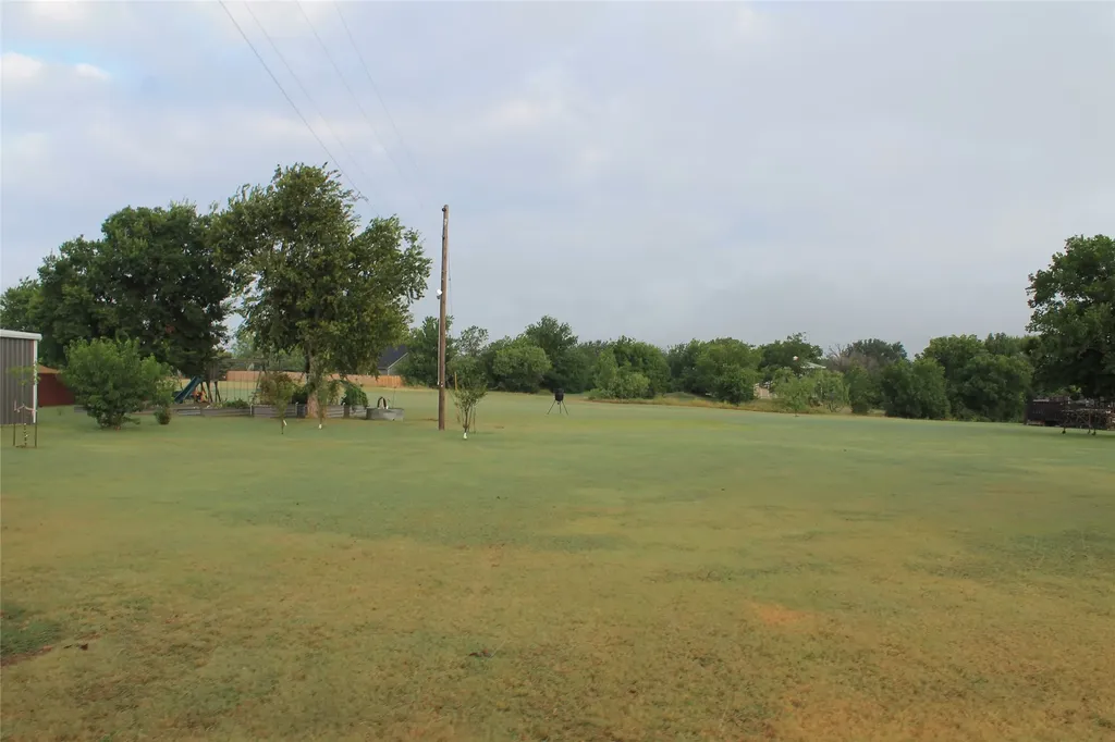 121 Port O Call Court Runaway Bay TX 76426