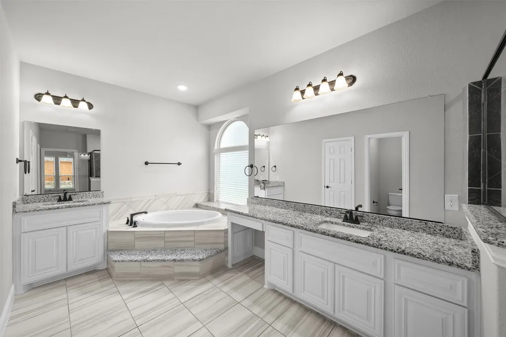 2696 Bonita Drive Grand Prairie TX 75054