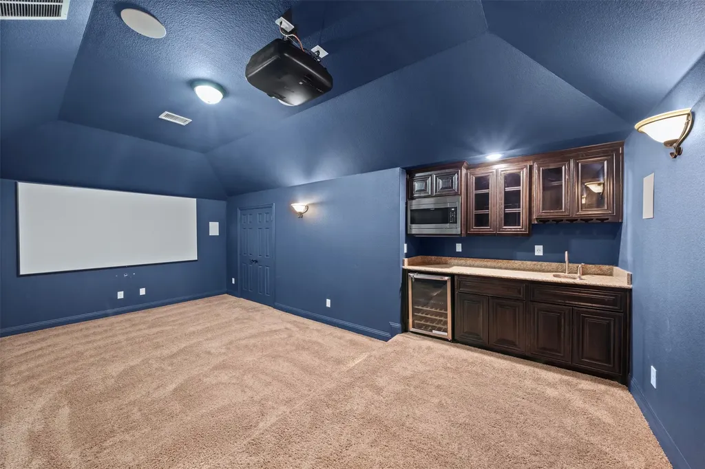 2696 Bonita Drive Grand Prairie TX 75054