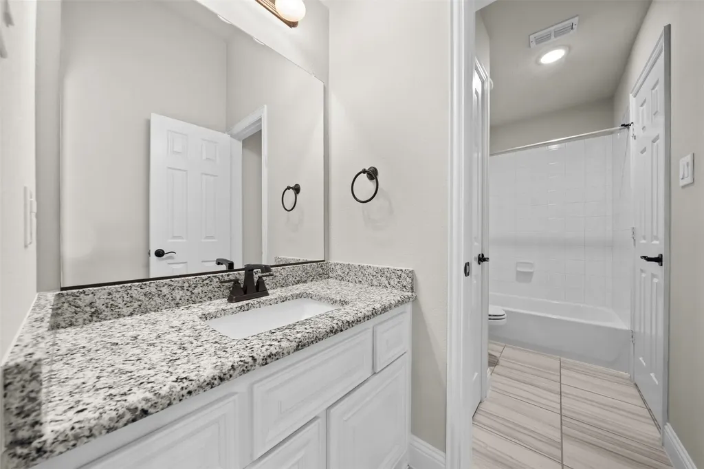 2696 Bonita Drive Grand Prairie TX 75054