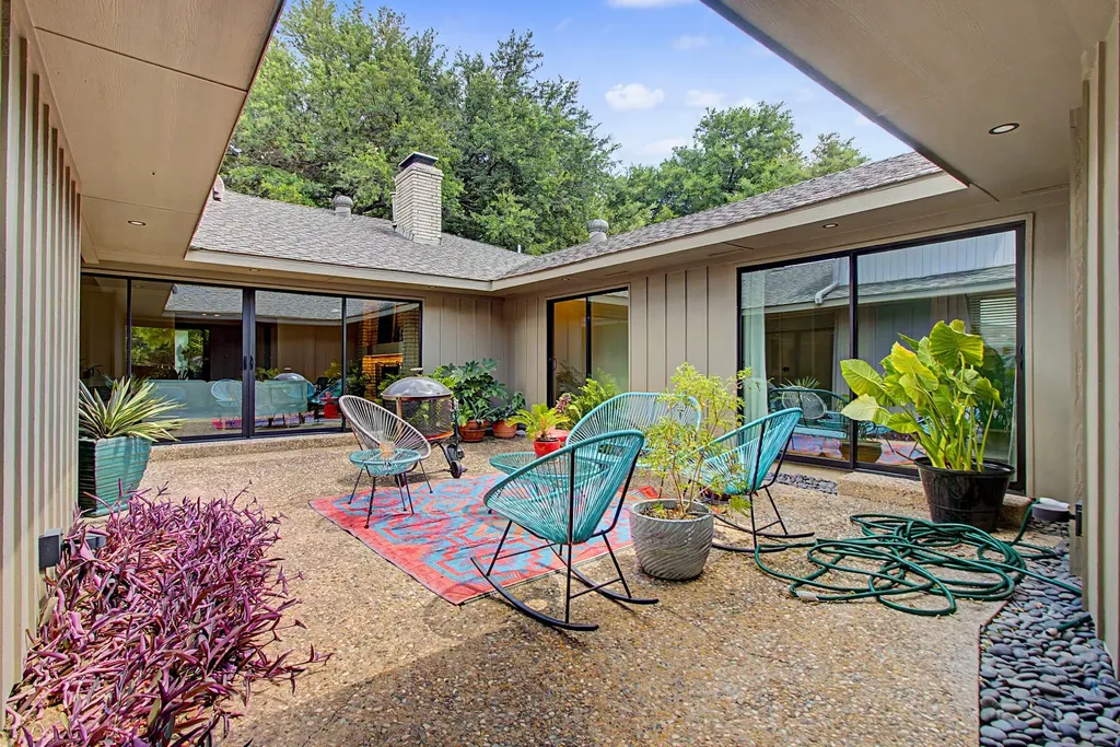 9357 Creel Creek Drive Dallas TX 75228