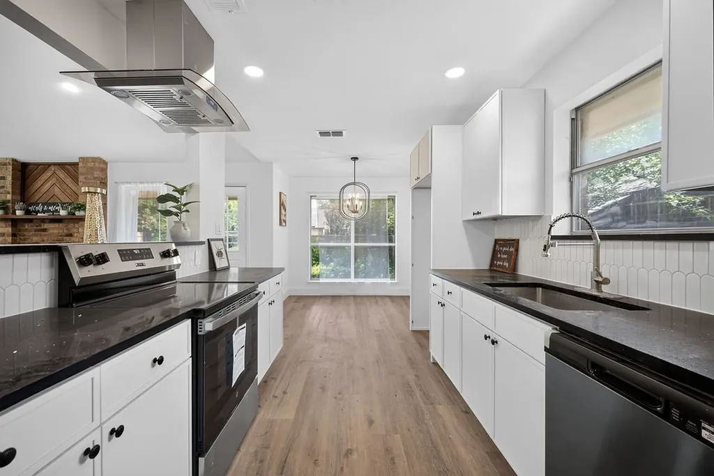 401 Myrtle Drive Arlington TX 76018