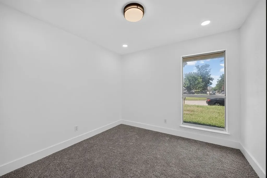 401 Myrtle Drive Arlington TX 76018