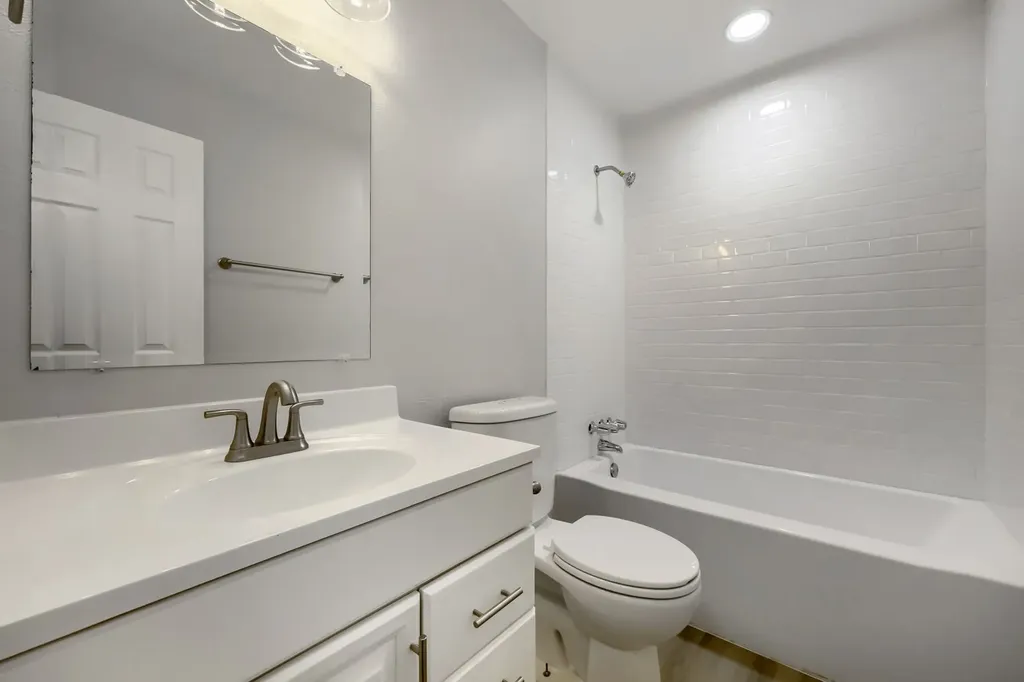 1521 Oakbrook Court Lancaster TX 75134
