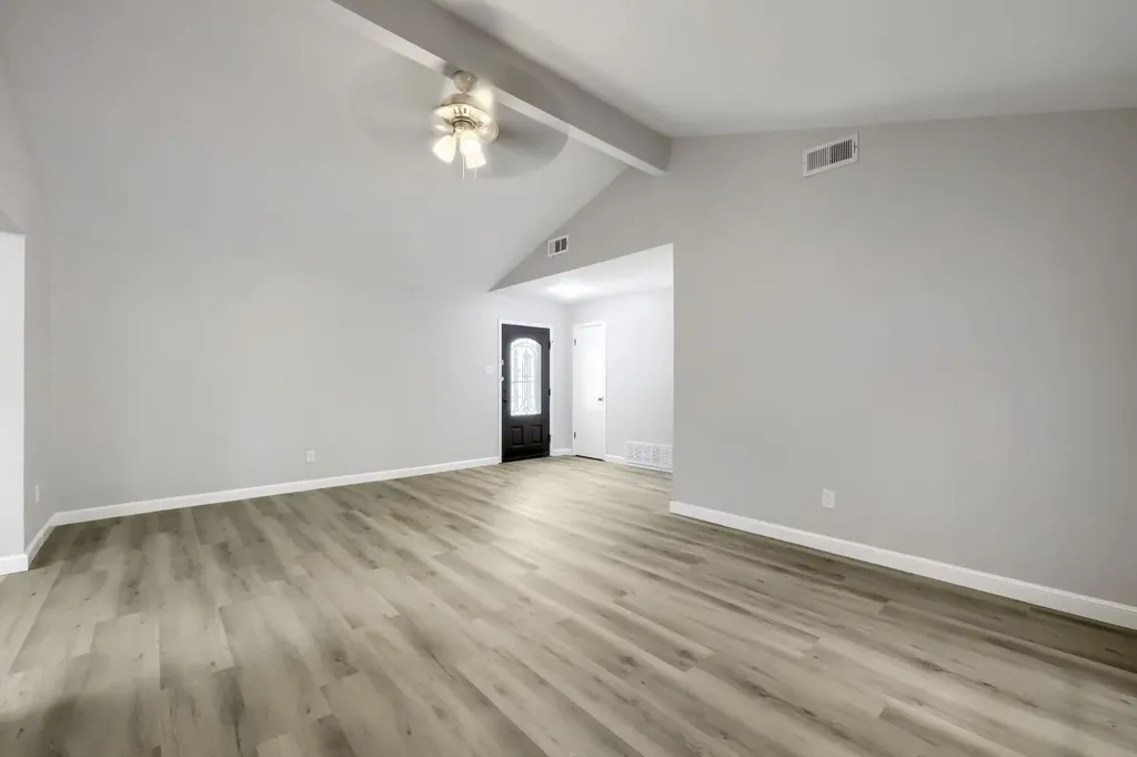 1521 Oakbrook Court Lancaster TX 75134