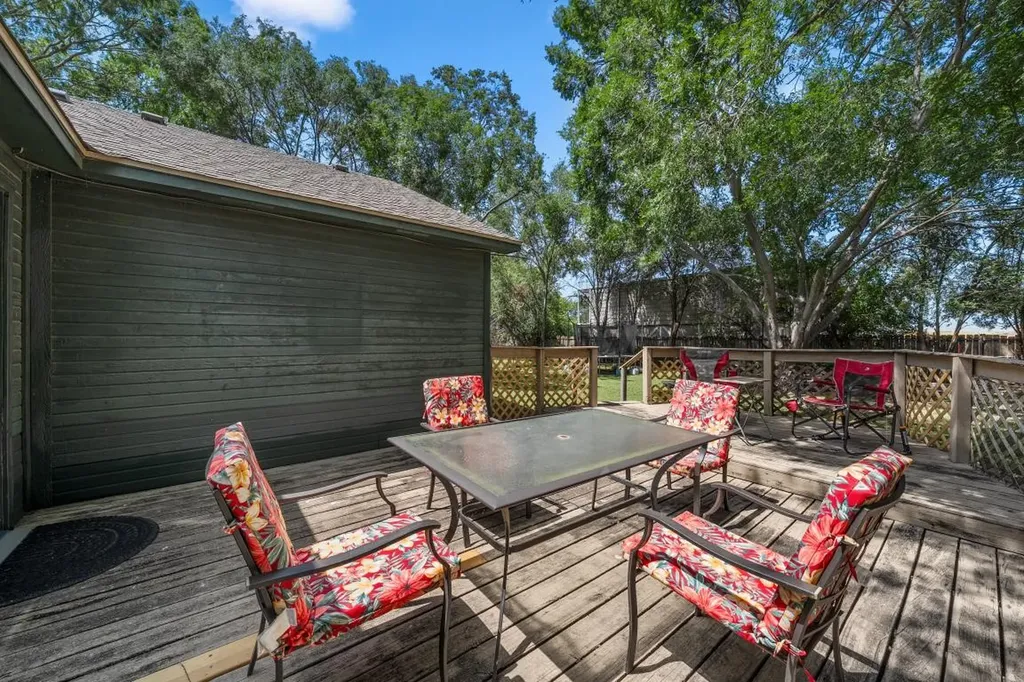104 S Walnut Street Lacy Lakeview TX 76705