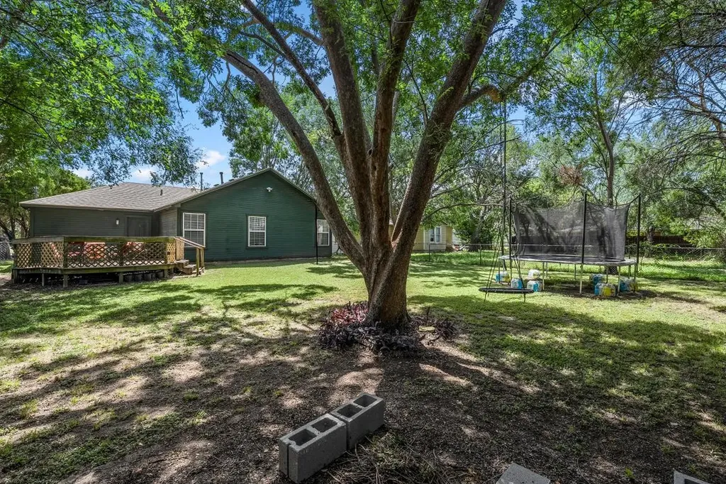 104 S Walnut Street Lacy Lakeview TX 76705