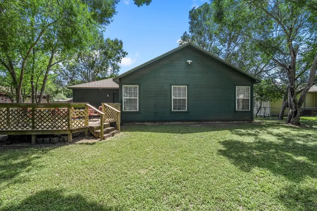 104 S Walnut Street Lacy Lakeview TX 76705