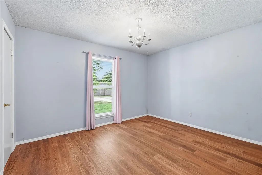 5670 Philadelphia Court Watauga TX 76148