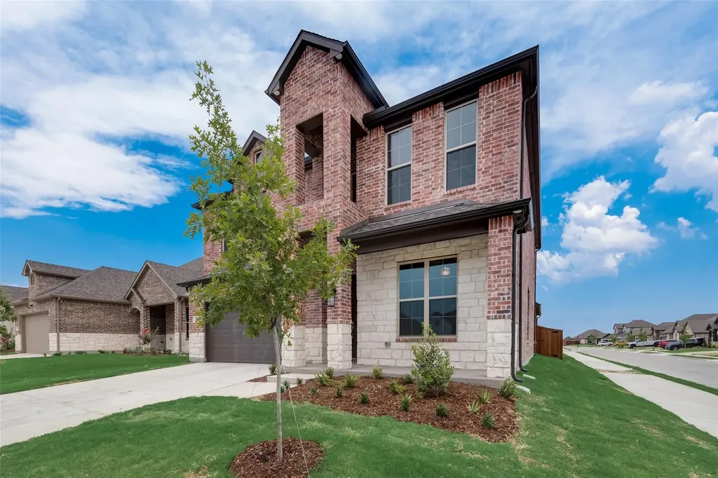 373 Braves Way Lavon TX 75166