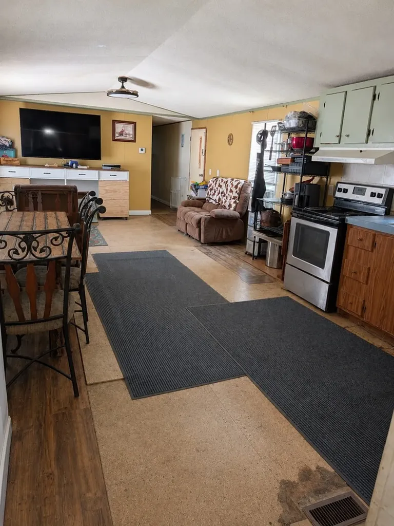510 County Road 2405 Kemp TX 75143