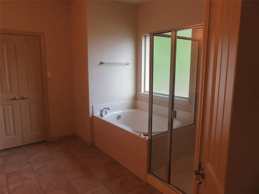 1122 Walter Stephenson Road Midlothian TX 76065