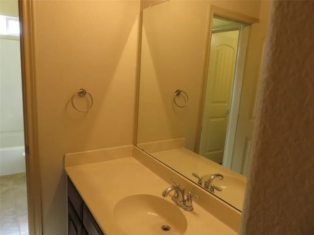 1122 Walter Stephenson Road Midlothian TX 76065