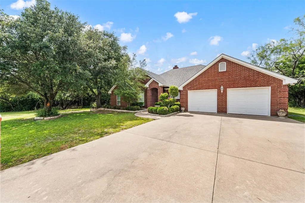 23008 Whispering Meadow Drive Whitney TX 76692
