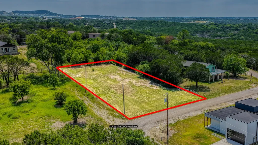 3504 Sleepy Water Road Granbury TX 76048