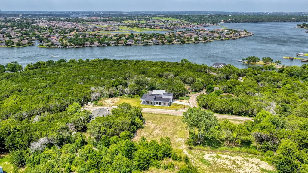 3504 Sleepy Water Road Granbury TX 76048