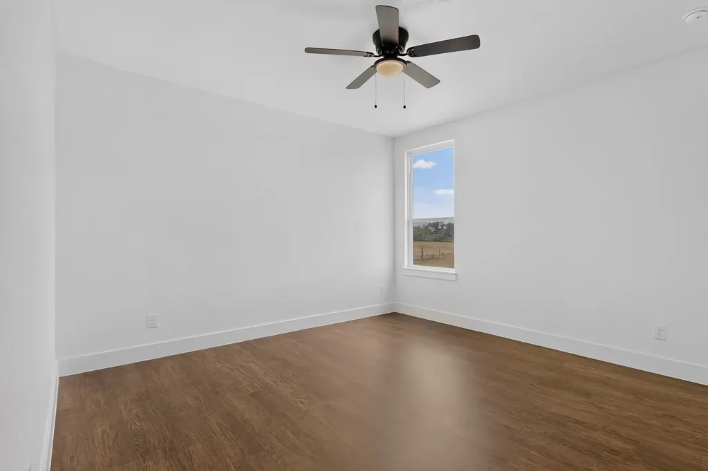 204 County Road 1001 Greenville TX 75401
