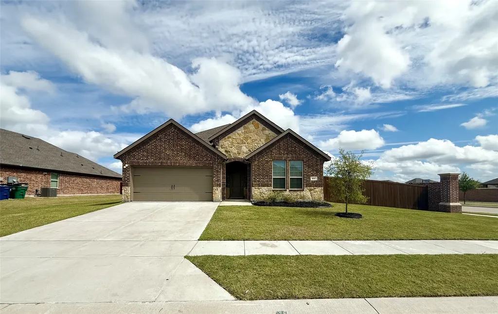 217 Beechwood Avenue Fate TX 75189
