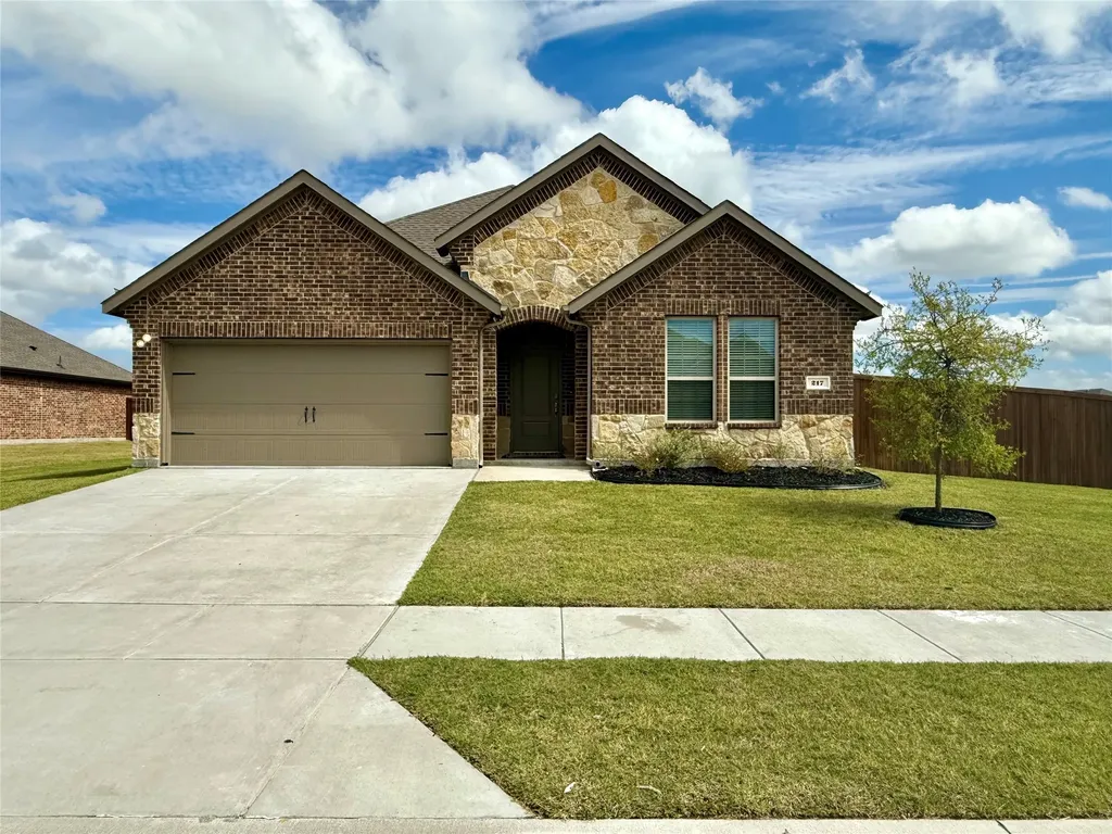 217 Beechwood Avenue Fate TX 75189