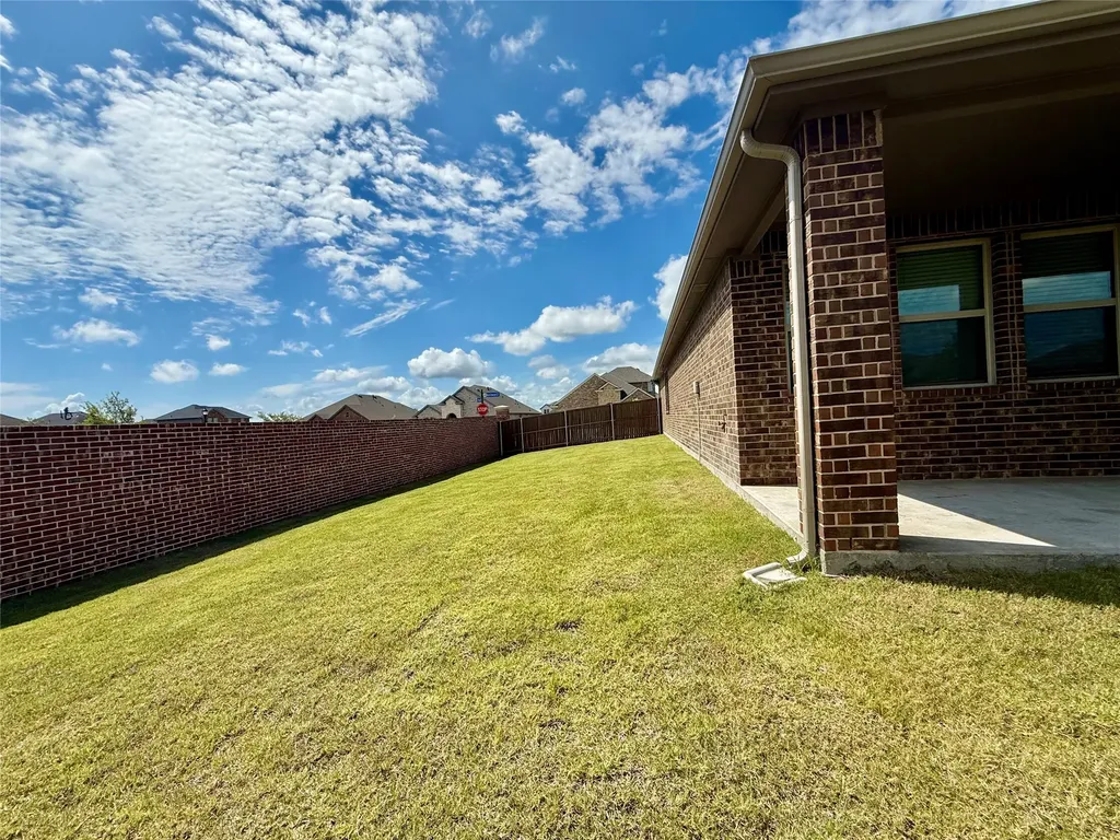 217 Beechwood Avenue Fate TX 75189