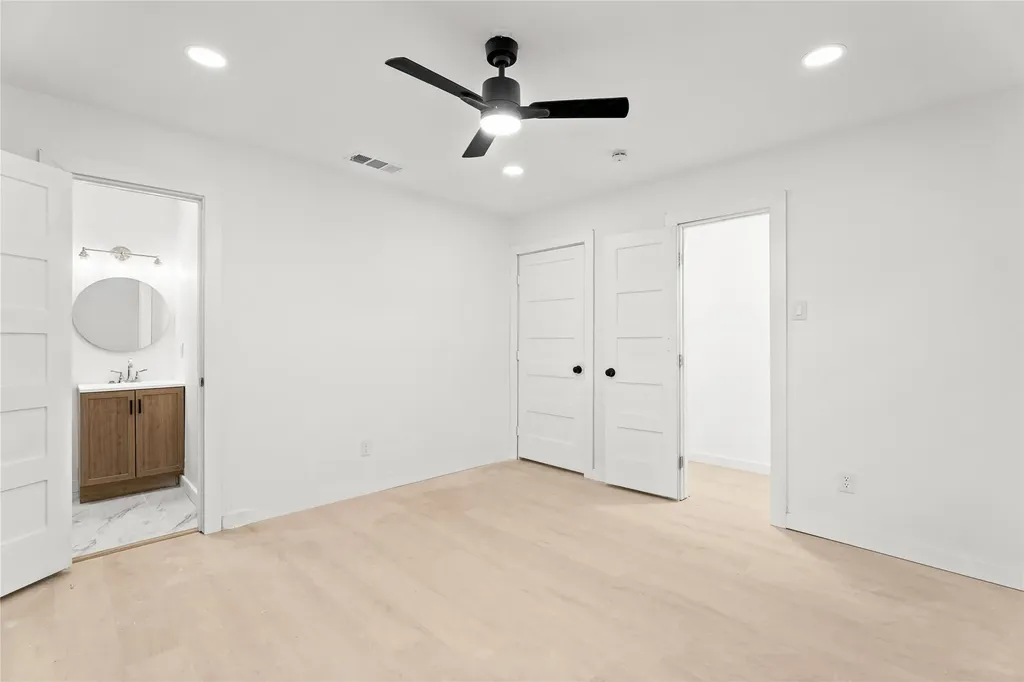 110 Hackberry Street Lancaster TX 75146