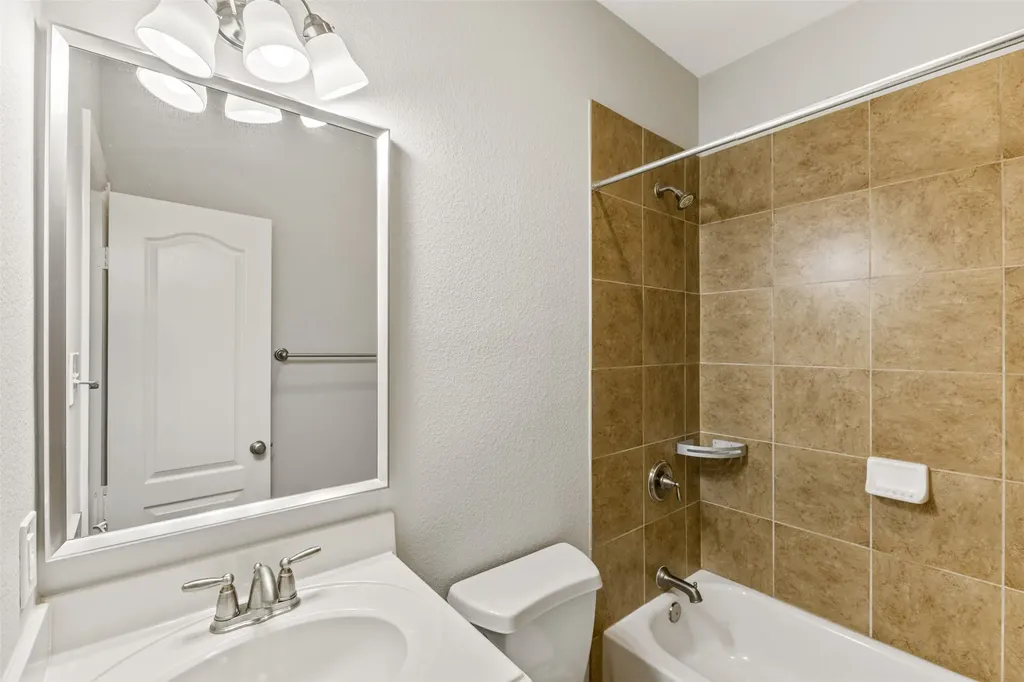 2326 Stutz Drive Dallas TX 75235