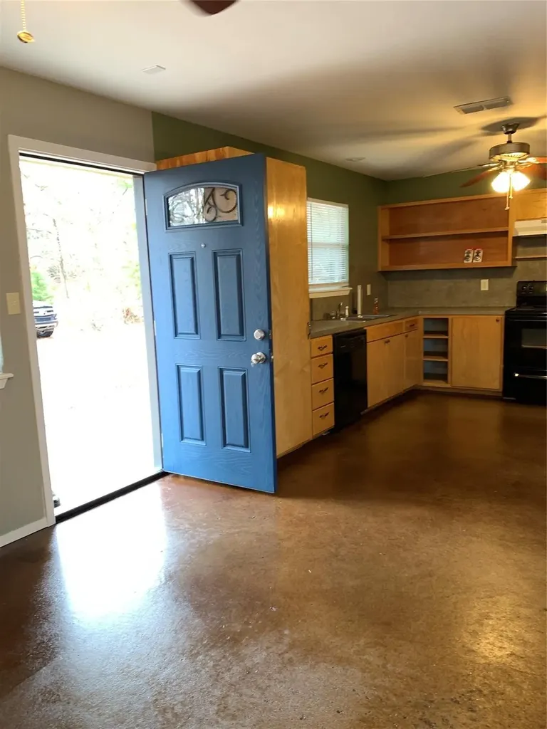 258 Private Road 7422 Hawkins TX 75765